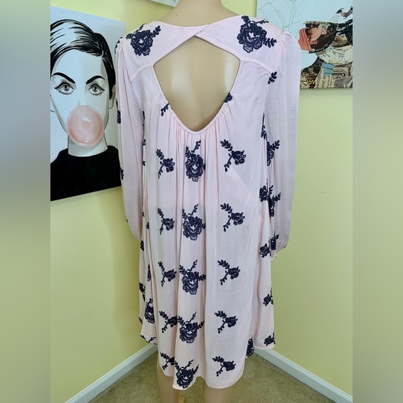 💫HP‼️💫 FREE PEOPLE “Emma” Embroidered Swing Dress in Blush Pink, Size Large - Picture 14 of 15